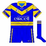 2000: 
Initially, the goalkeeper's jersey in 2000 was a reversal of the new jersey bar the narrow blue stripe travelling through the lower hoop.