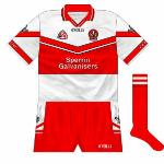 2002:
The name of Sperrin Galvanisers replaced that of Sperrin Metal on the front of the shirts.