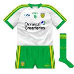 2014-:
On their return, O'Neills opted to retain the recent tradition of making the change shirt a white version of the usual outfit. Worn by the hurlers against Roscommon and footballers against Antrim.