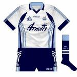 2007:
As with the outfield kit, the Dubs goalkeepers changed shorts in 2007. To add to the confusion, the white stripes on the replica pairs sold by O'Neills had no curves.