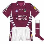 2007:
Introduced in 2007, the new jersey featured a different version of the sponsor than had been seen up until then. Nothing too spectacular, it featured elements of various O'Neills stock designs.