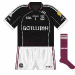 2011:
Reflecting changes to maroon jersey, 'Gaillimh' replaced Aer Arann on the front.