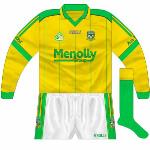 2007:
Pretty much identical to the other gold jersey used by Meath goalkeepers, the only differences on this, used against Cork in the 2007 All-Ireland semi-final, were on the lower part of the sleeve.