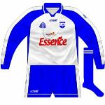 2006:
Long-sleeved version. There were a couple of other small modificiations made to the Waterford jersey in addition to the change of sponsor, most notably the blue side panels.