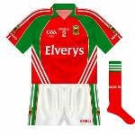 2009:
Once again, the same design as the normal jersey but the colours reversed and no hoop.